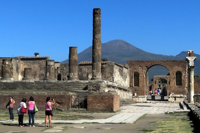 Naples/Salerno Port: Pompeii Tour - Shore Excursion - The guides: from Luca to Biago, this is where value shows up
