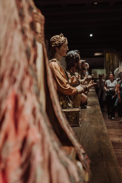 Naples: Santa Chiara Cloister Guided Group Tour - The 35-minute guided flow: what happens inside