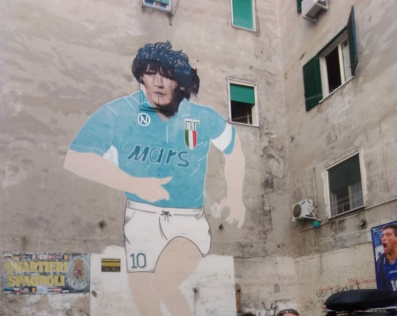 Naples: Spanish Quarters Walking Tour - Insolitaguida and the Guide-Led Experience