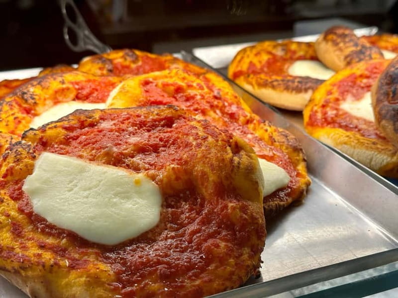 Naples: Street Food and Guided Sightseeing Walking Tour - Spritz and limoncello tastings: included, but pace yourself