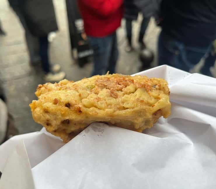 Naples: Street Food and Guided Sightseeing Walking Tour - Who should book this Naples street food walk