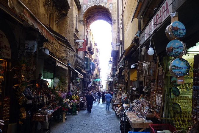 Naples Street Food Experience with local guide - Small Group Tour - Via Toledo Tastings: A Shopping Street Moment You Can Actually Taste