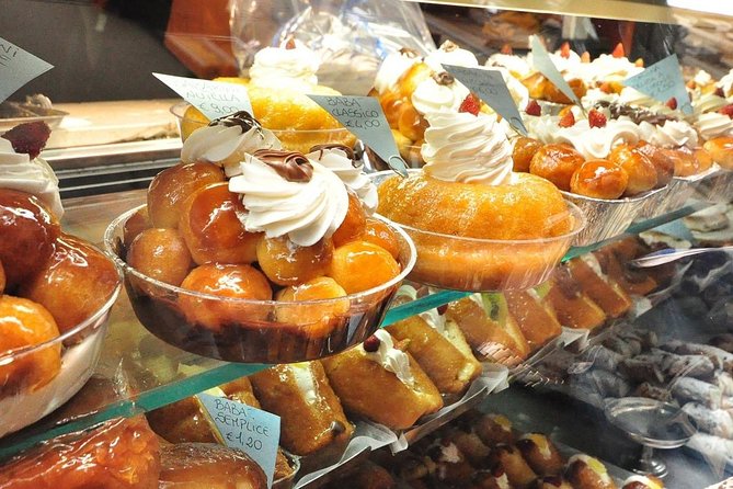 Naples Street Food Experience with local guide - Small Group Tour - How the 2-Hour Format Feels in Real Life
