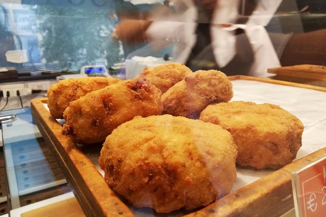 Naples Street Food Tour with a Native & Top Rated Expert - Stop 1: Piazza Bellini to Central Naples Taste-Walk