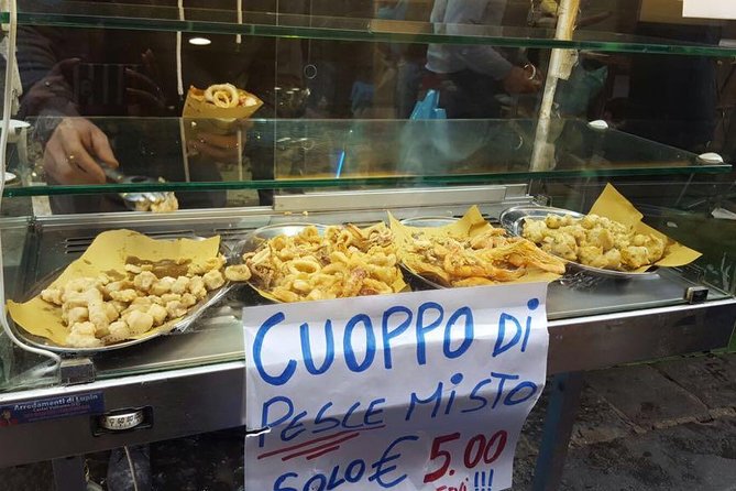 Naples street food walking tour - The value of a private street food walk in the historic center