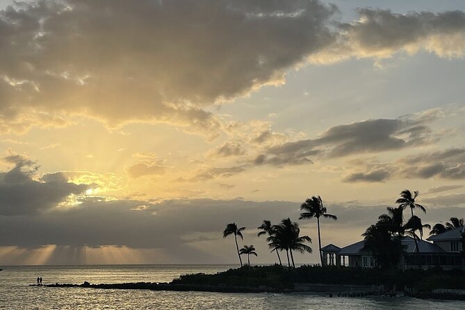 Naples Sunset Cruise 40' Vessel - Naples Sunset Cruise on a 40 Boat: What You’re Really Buying