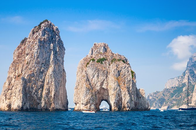 Naples to Capri Private Boat Excursion - Lunch and onboard comfort: drinks, snacks, and choosing your own pace