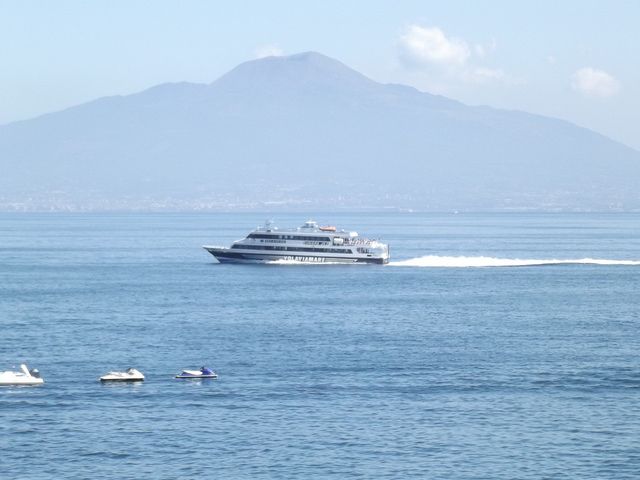Naples to Ischia One Way Transfer - How the Naples to Ischia transfer actually works