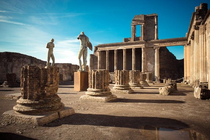 Naples to Positano/Sorrento Transfer via Pompeii (or Vice Versa) - Pompeii in 2 hours: how to see the essentials without burning out