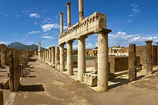Naples to Praiano/Amalfi transfer via 2h in Pompei (or viceversa) - Who this transfer suits best (and who might want something else)