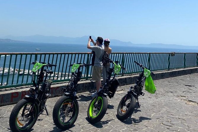 Naples tour by E-BIKE - Parco Virgiliano and the Posillipo sea views