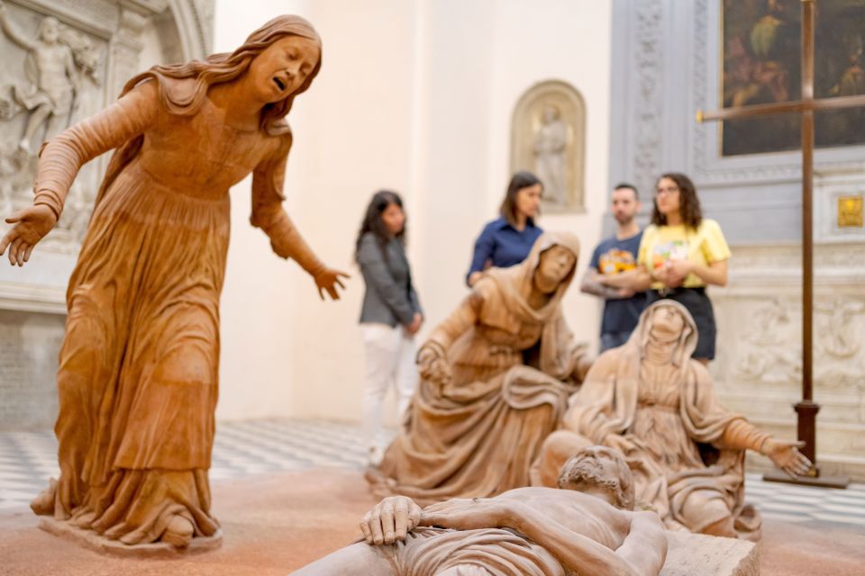 Naples Veiled Christ OR 3D Caravaggio: sculpture guided tour - Piazzetta Nilo: the short stop that sets your “eye level”