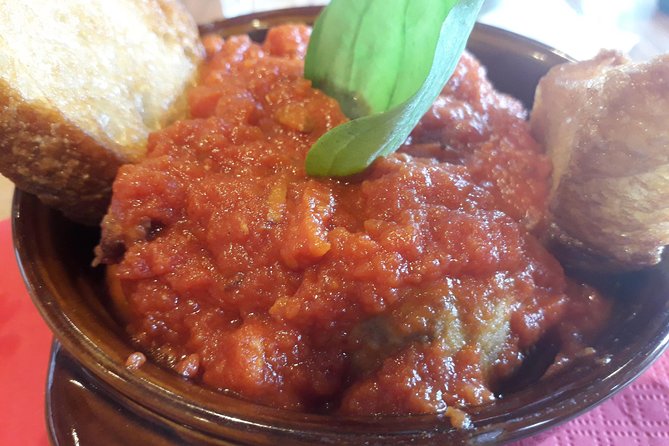 Naples Vomero: A Unique Traditional Food Tour by Do Eat Better - Meatballs with bread plus Naples fried icons