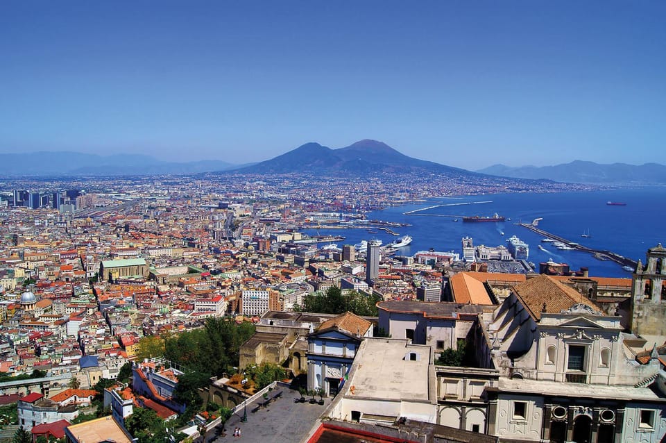 Naples: walk through the city's alleys with local guide - Via Toledo: Long Street, Real People, Guide-Delivered Context