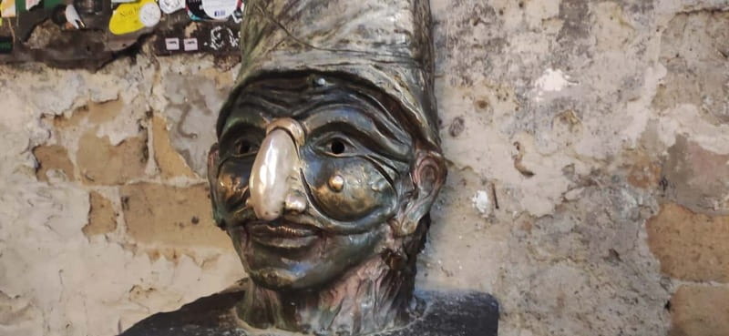 Naples walking tour with entrance to Veiled Christ - Piazza Dante to Greco-Roman Naples: how the city changes under your feet