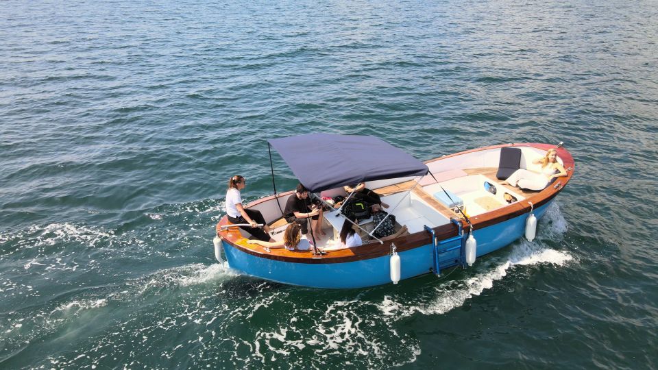 Napoli: Myths & Legends Cruise with Snorkeling - A Vintage Lifeboat Route Around Naples Bay