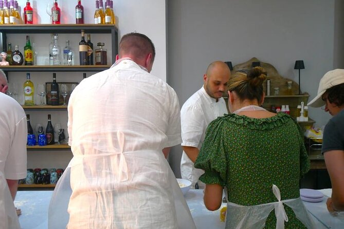 Neapolitan pasta homemade Cooking Lesson - Rolling, Cutting, and Making Ravioli and Fettuccine