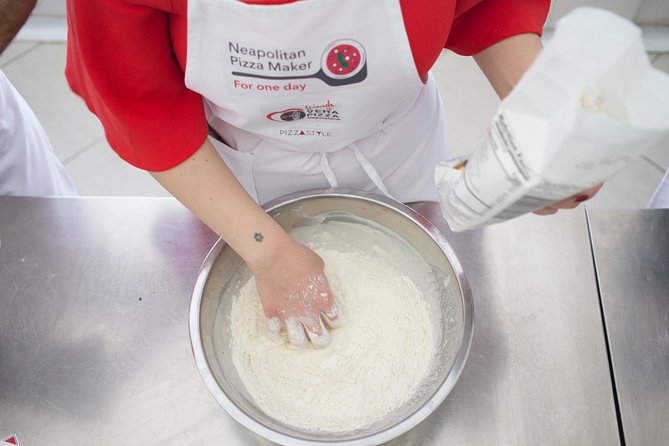 Neapolitan Pizzamaker for One Day - Via Capododmante Arrival: What you need to know before you start