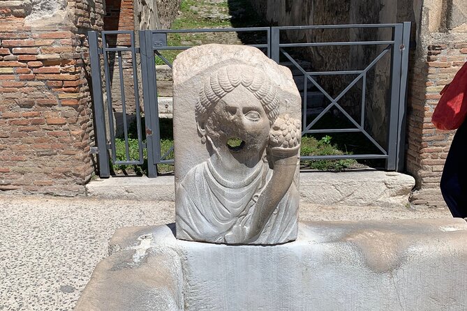 Once upon a time Pompeii 2 and a half hour tour - Meeting Point at Pompeii Parking Zeus: Arrive Ready to Move