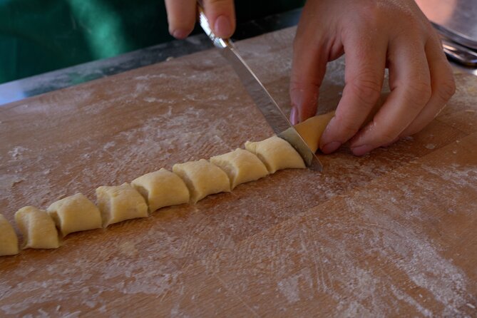 Pasta Cooking class in Pompeii - Meeting at Via Messigno: timing, tickets, and getting there