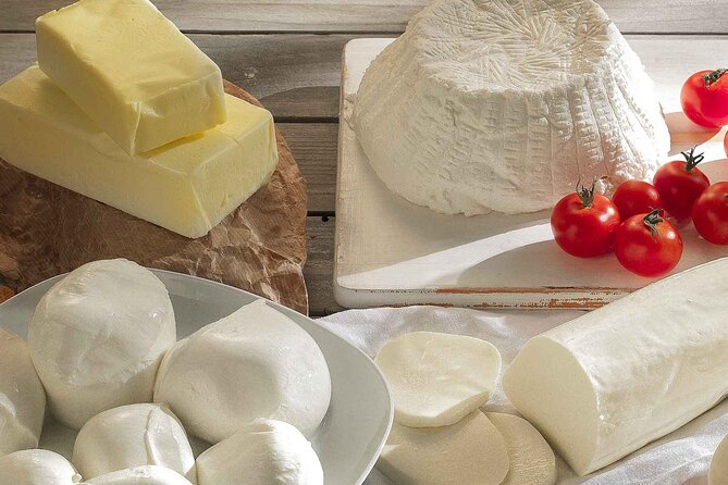 Pastum and Buffalo Mozzarella Drive - Getting there from Naples: pickup, comfort, and timing