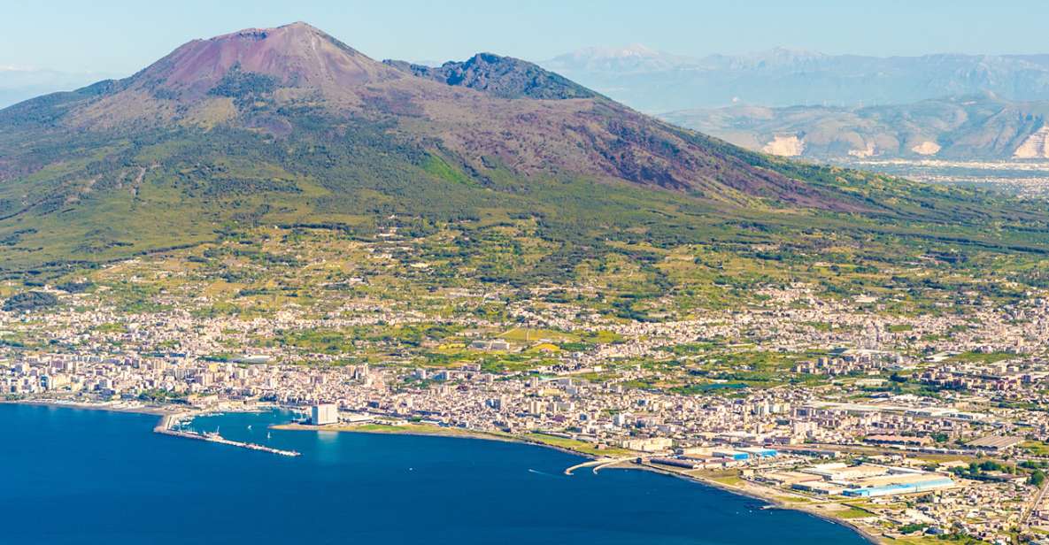 Pompei: Pompeii and Vesuvius Combo with Transfer and Tickets - Meeting at Via Roma, 32 and the Transfer Rhythm