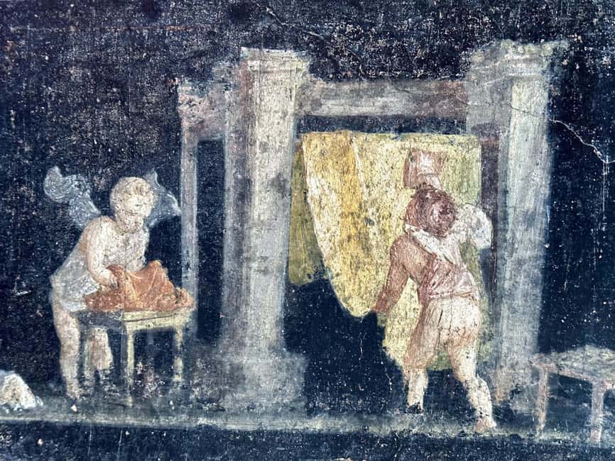 Pompei: the Latest Discoveries with your Archaeologist - Insula dei Casti Amanti: a live archaeological site (and no photos)