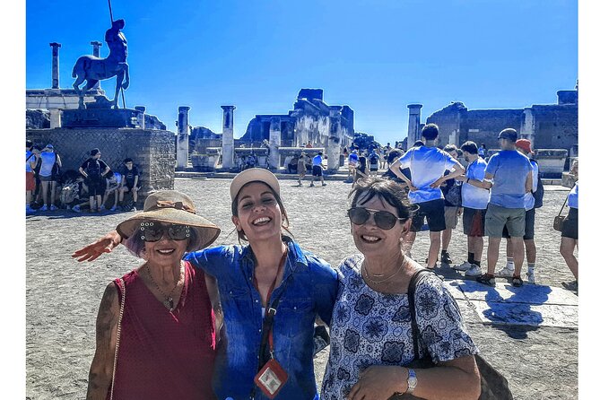 Pompeii 2 hours Private guided tour, A JOURNEY THROUGH THE TIME - Houses with frescoes and mosaics: where the emotion lives