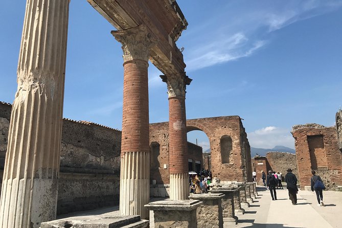 Pompeii: 2H Family friendly Tour with an Archeologist Guide - Inside the park for kids and adults: highlights without the burnout