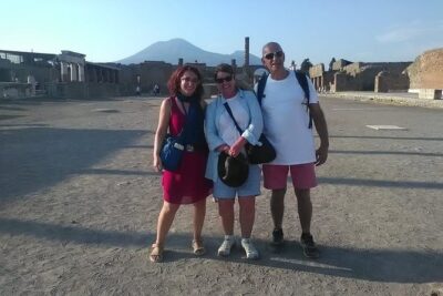 Pompeii 360° - 4-hour tour with an expert Guide in archaeology - Meeting at Piazza Esedra and getting into the park without stress