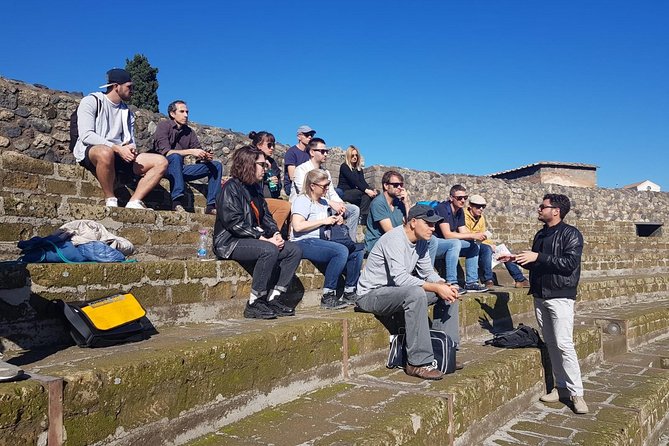 Pompeii 3h Private & Quality Tour with your Archaeologist - Great Gymnasium and Amphitheater: Daily Objects to Final Show