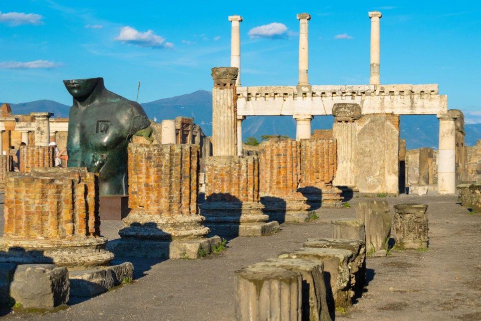 Pompeii, Amalfi, Ravello Day Tour with Private Transfer - Ravello Free Time at 300 Meters: Where the Pace Slows