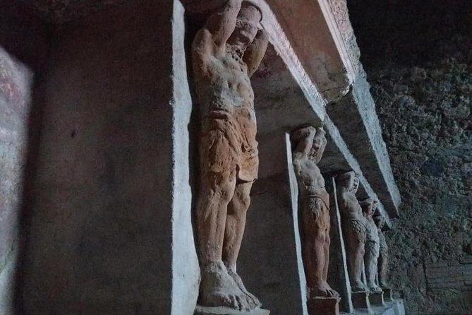 Pompeii Ancient City Walking Tour – Italian & English Guide - Start at Piazza Porta Marina: the ticket-office help that saves time
