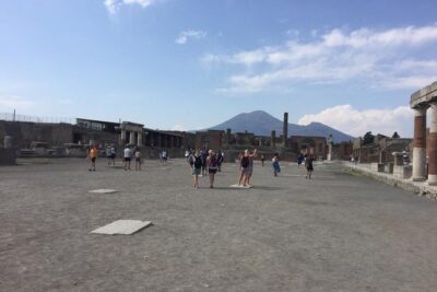 Pompeii and Sorrento Day Trip from Naples - Naples Pickup to Vesuvius Sight: Setting the Story Before You Walk