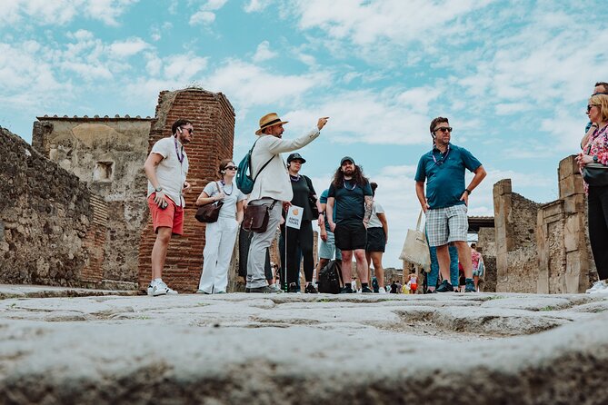Pompeii Archaeological Small-Group tour for 15 people - Lupanar: The Most Famous Brothel