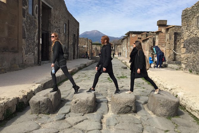 Pompeii excavations: skip-the-line private tour - The casts: the most unforgettable part