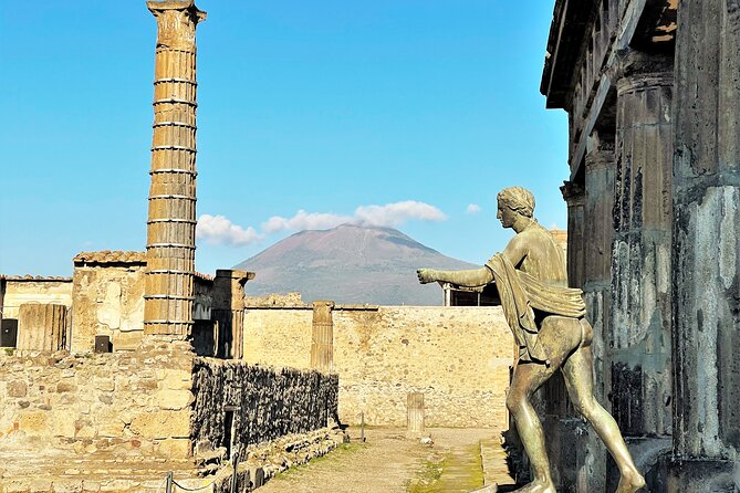 Pompeii Express: 1-Hour Guided Tour - Foro de Pompeya: the square that organized city life