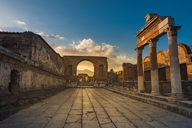 Pompeii guided group tour plus entry ticket - Key highlights at a glance