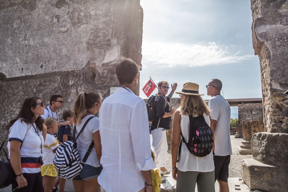 Pompeii: Guided Tour and Skip-the-Line Ticket - Via dell’Abbondanza and the Theater District