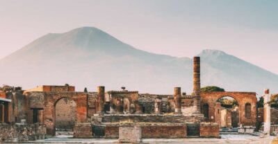 Pompeii Guided Tour with Archeologist - How a Real Archaeologist Guide Changes Pompeii