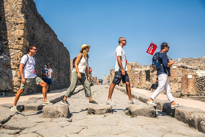 Pompeii: Guided Tour with Priority Entrance - How the Headsets Change the Pompeii Experience