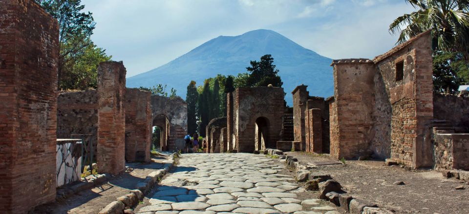 Pompeii Guided Walking Tour – Skip-the-Line Priority Access - Priority access at Pompeii: what $47 actually buys you