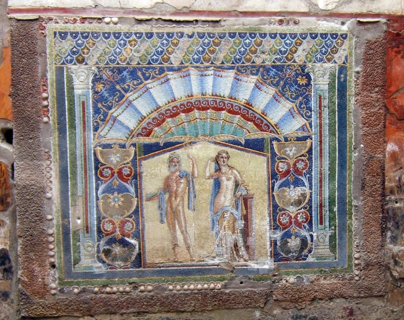 Pompeii & Herculaneum: Skip-the-line & Digital Guide App - Using the smartphone guide so it doesn’t feel like work