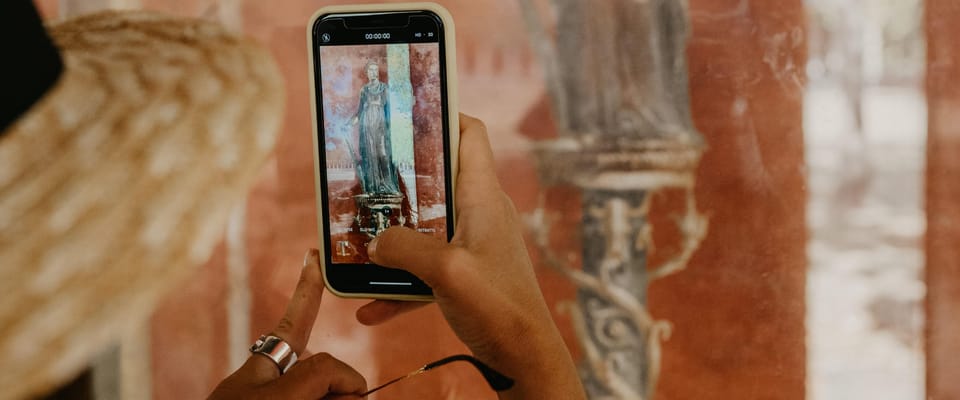 Pompeii & Herculaneum: Skip-the-line & Digital Guide App - Who should book this Pompeii & Herculaneum self-guided day