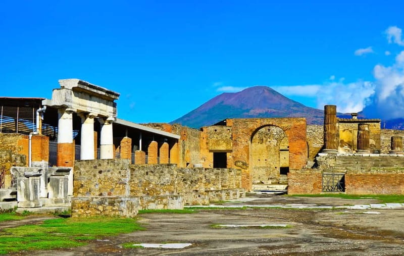 Pompeii & Herculaneum Tour with an archeologist - Worth the Price for a Small-Group Archaeologist Tour