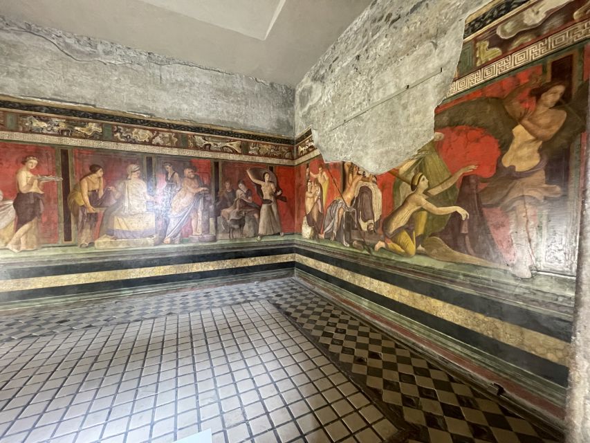 Pompeii: Highlights Guided Walking Tour - How your guide turns stones into daily life