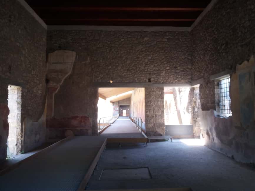Pompeii No-line Entrance Tickets with audioguide - Temple of Apollo: religion you can actually picture