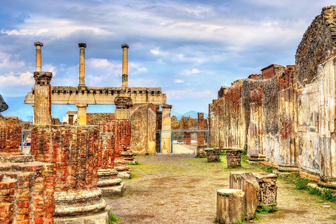 Pompeii Private & Personalized Tour with archeology expert guide - Where to meet in Pompei, and how to avoid the typical stress