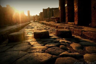 Pompeii private small group tour - 4 hours including transfers - Pompeii Archaeological Park: the two-hour game and how to win it