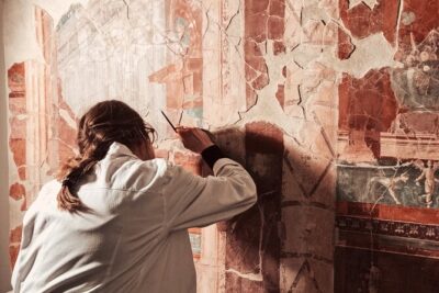 Pompeii Private Tour with an Archaeologist and Skip The Line - 3 hours - Theaters first: Odeon and Teatro Grande